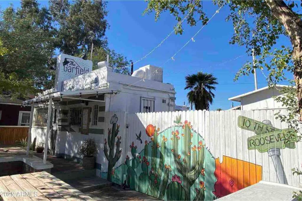 Quaint Historic Cottage In Downtown Phoenix Esterno foto